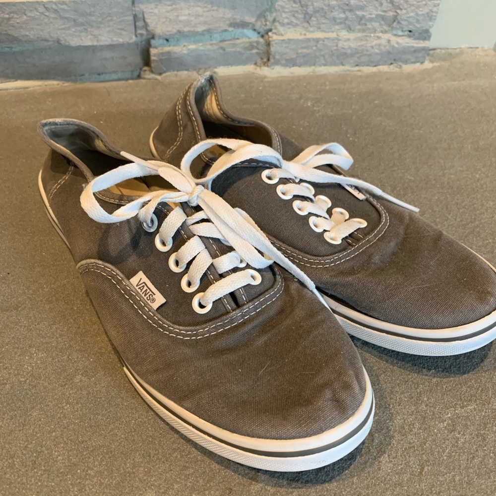 🌺3 for 20🌺 Grey Vans
